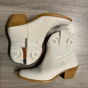Ladies Dingo Western Ankle Boots